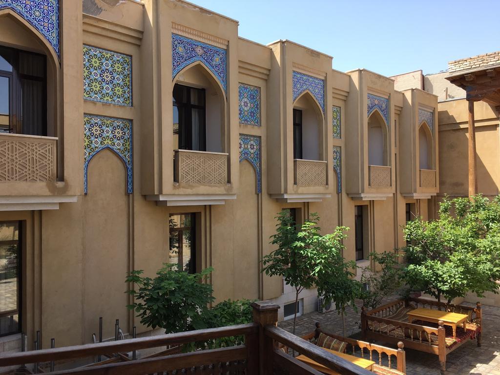 בוקורו Omar Khayyam Hotel מראה חיצוני תמונה